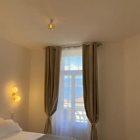 : De Grand Standing Vue Mer. Ajaccio (Corsica)