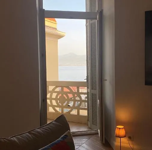 : De Grand Standing Vue Mer. Ajaccio (Corsica)